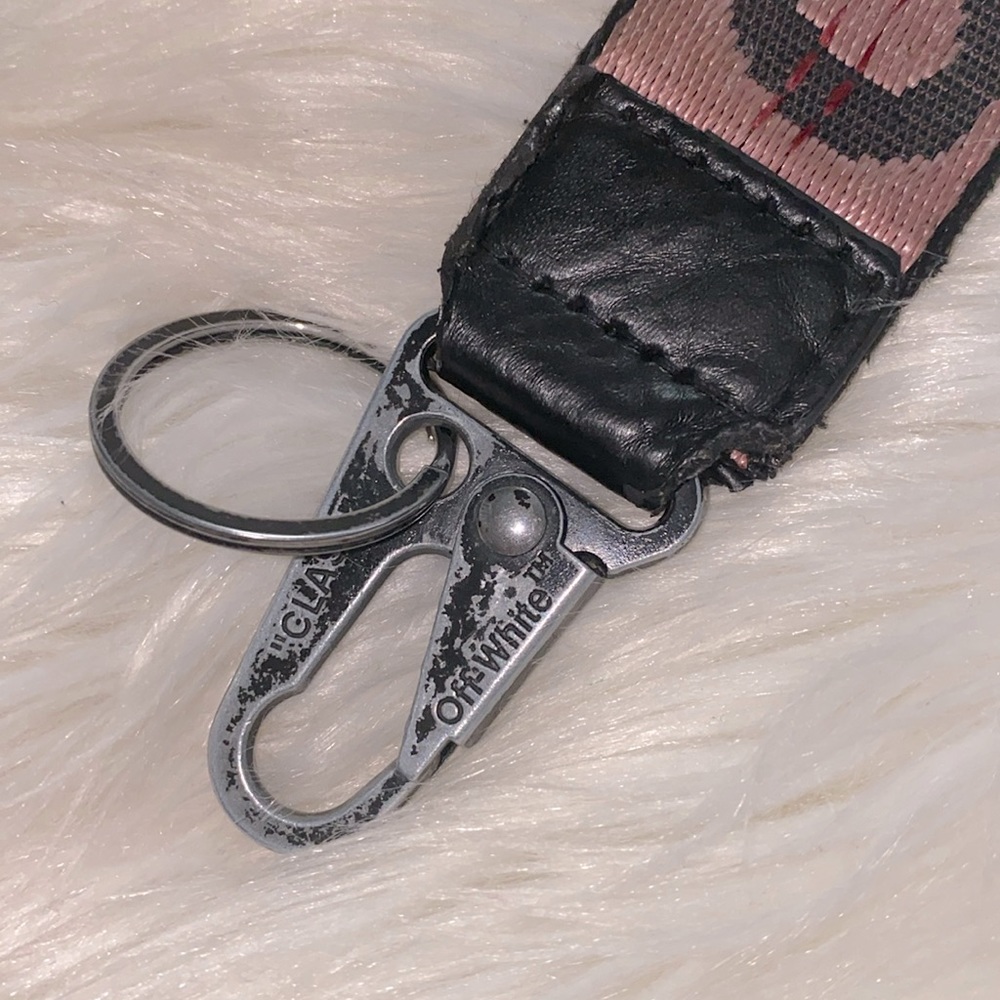 Off-White Keychain - image 3